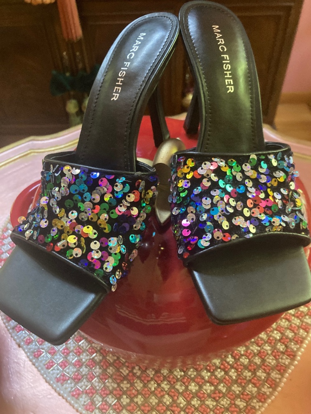 NWT Marc Fisher Black Multicolor Sequin Mules Sz 7.5